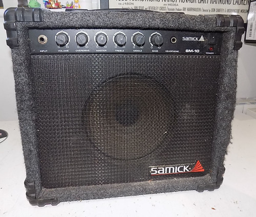 Samick guitar amplifier - samick, sm-10