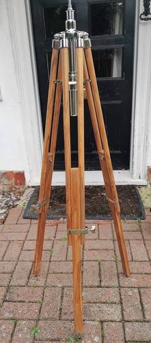 Teak wooden tripod - ,