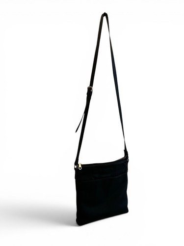 Bugatti black pebbled leather - black,