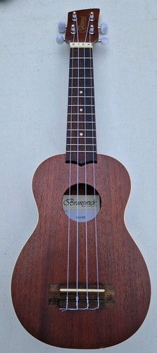Brunswick ukulele b4us - b4us, with