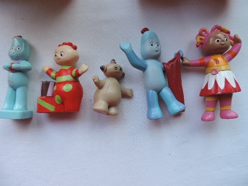 The night garden figures - night,