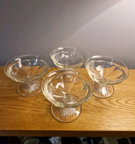 Stemmed desert dishes - 4,