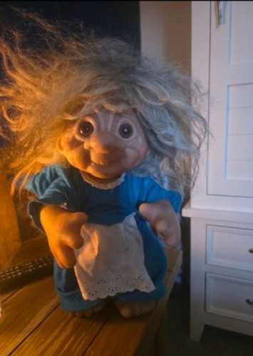 Rare large thomas dam - large, troll