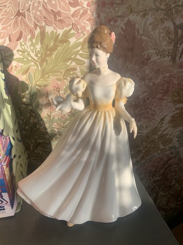 Royal doulton figure kathleen - royal,