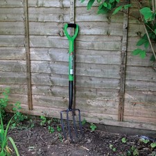 Heavy Duty Garden Digging Fork Long Handle Carbon Steel Head Fork Non-Slip