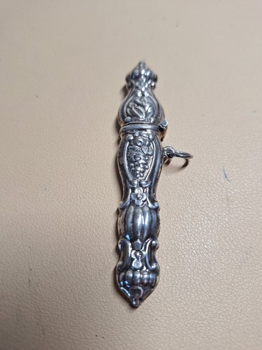 Vintage needle case - needle, loop-