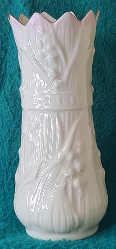Vintage belleek lily the - vintage,