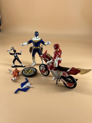 Vintage 1990s bandai red - 1990s,