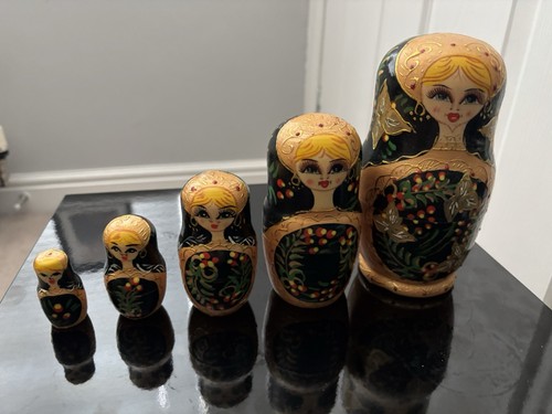 Matryoshka nesting dolls - nesting,