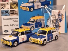 LLEDO VANGUARDS 1:43 DUNBARTONSHIRE POLICE "PINKY & PERKY" HILLMAN IMPS PP1002