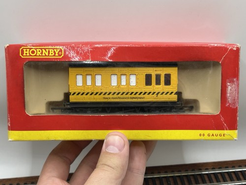 Hornby r296 track cleaning - hornby,