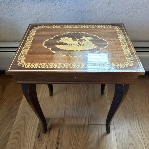 Vintage sewing box - vintage, side