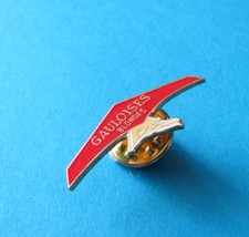 Small Gauloises Blondes Cigarettes Hang Glider Pin badge. Enamel.