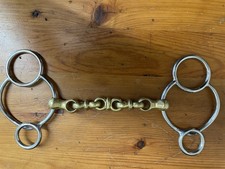 Neueschule Waterford Universal