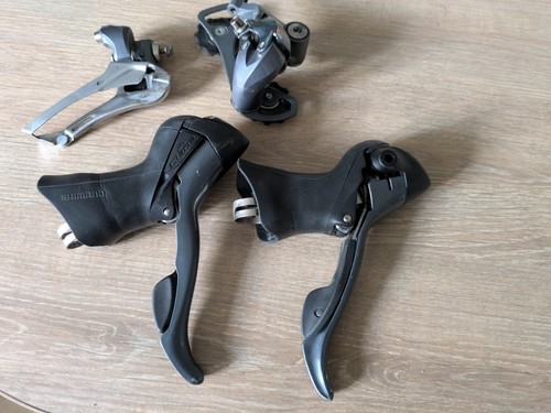 Shimano claris r2000 sti - shimano,