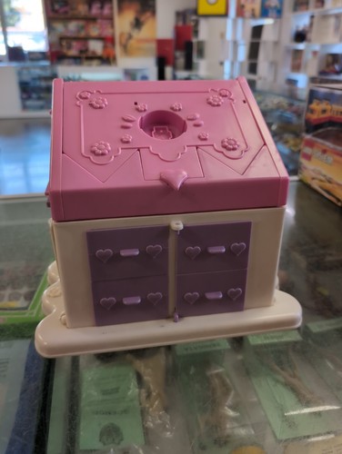 Sweet secrets jewelry - box, doll