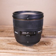 Sigma EX 85mm f1.4 DG HSM Lens Nikon Fit + Hoods And Soft Case - See Description