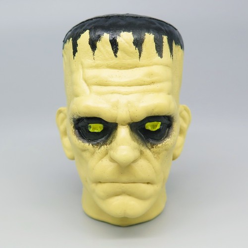 Universal monsters - universal,