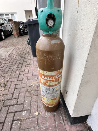 Empty helium gas cylinders - 2,