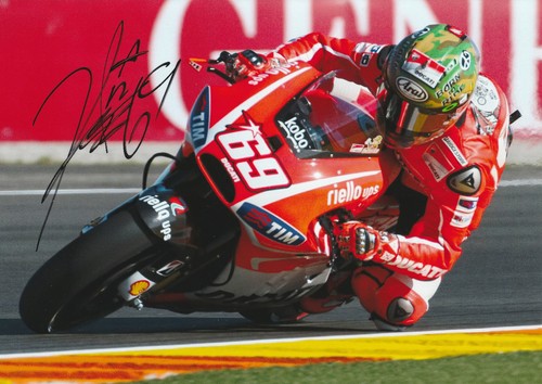 Nicky hayden autograph - nicky,