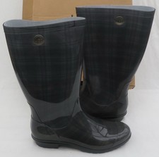 LADIES GENUINE UGG BLACK AND