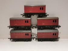 Triang OO Gauge 5 x Horse
