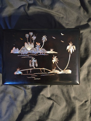 Mother pearl black - &,