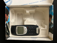Boxed Retro Nokia 6210 Mobile Phone With Instruction Manual.
