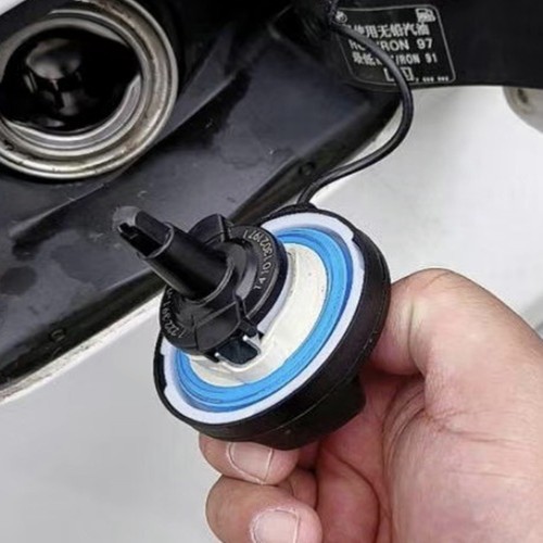 Fuel gas tank filler - tank, cap