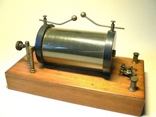 A demonstration induction coil c.1900 in working order