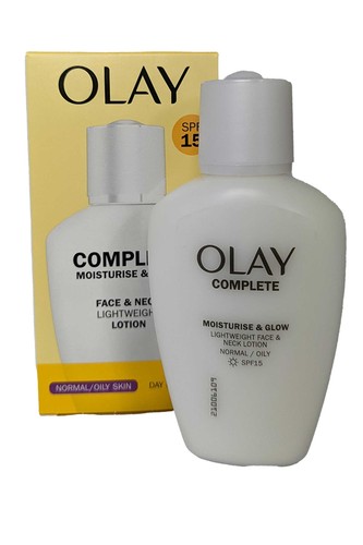Olay essentials daily - essentials, fluid