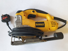 Dewalt dw331k jigsaw