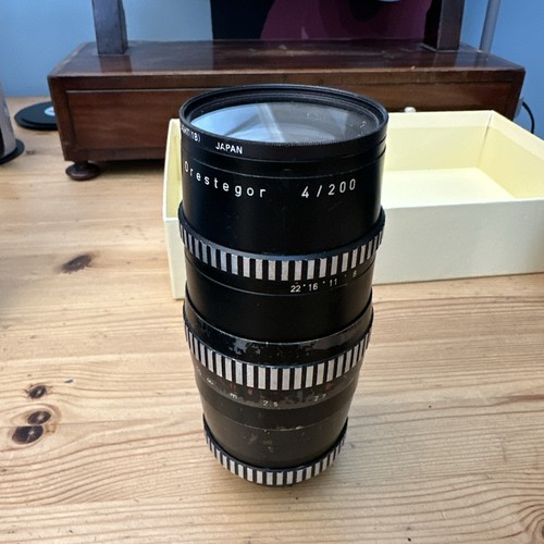 Orestor 135mm meyer - f2.8,