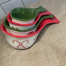 GRACE’S PANTRY 4 COOKING MEASURING CUPS RED GREEN KITCHEN FARMHOUSE RUSTIC HOME