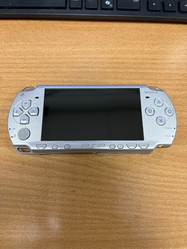 Sony psp 2000 - 2000, silver