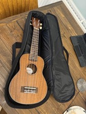 Halona Soprano Koa Ply Wood Top Ukulele (HUKS-15KP)