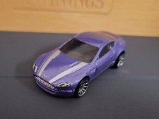 Hot Wheels ASTON MARTIN V8