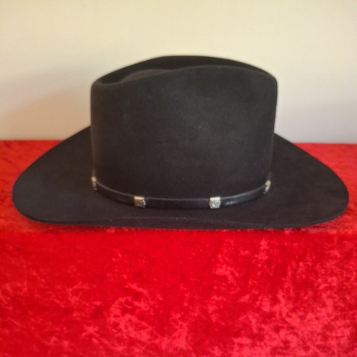 Beaver hats fur felt - felt, black