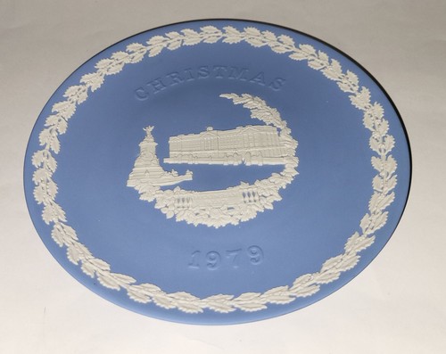 Wedgwood pottery blue - wedgwood,