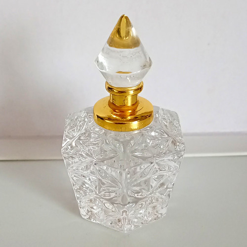 Clear cut decorative - clear,
