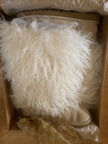 Bnwb rare ugg - rare, australia