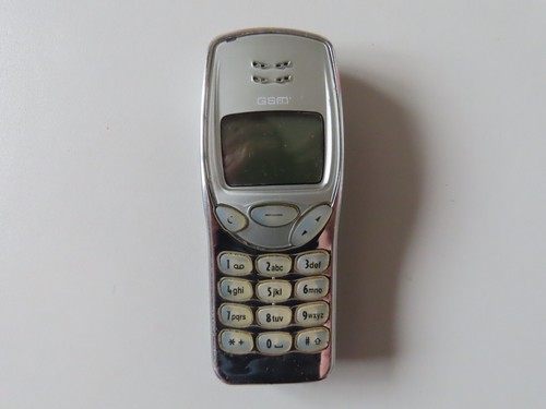 Nokia 3210 with gsm shell - 3210,