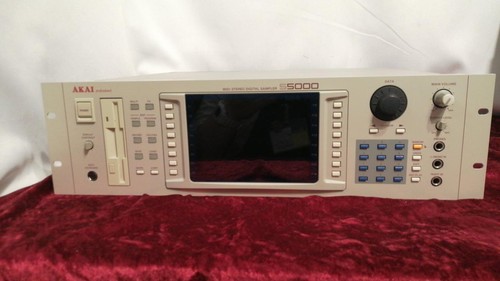Akai s5000 hardware sampler - s5000,