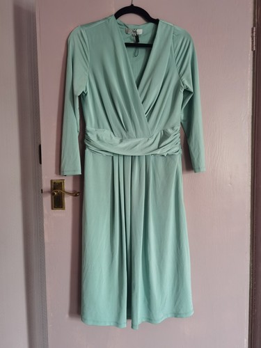 Issa pale green silk - green,