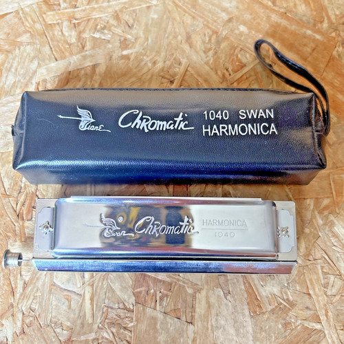 Swan 1040 chromatic harmonica - swan,