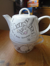 Disney Store Exclusive, Winnie the Pooh Tea for One - Tea Pot & Cup Set - VGC