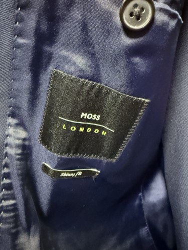 Moss bros blue suit size - moss,