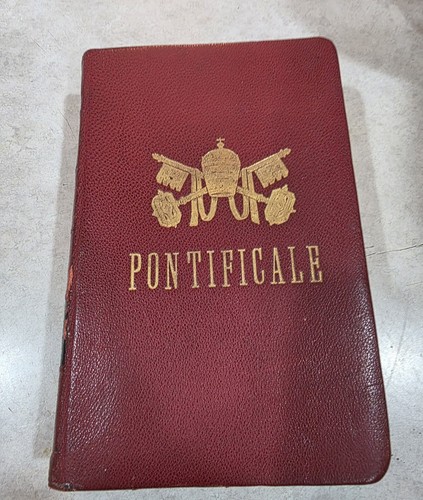 Pontificale 1934 book very old - pontificale,