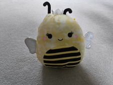 Squishmallows Sunny the Bumble