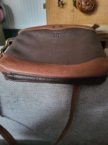 Lakeland leather hand bag - lakeland,